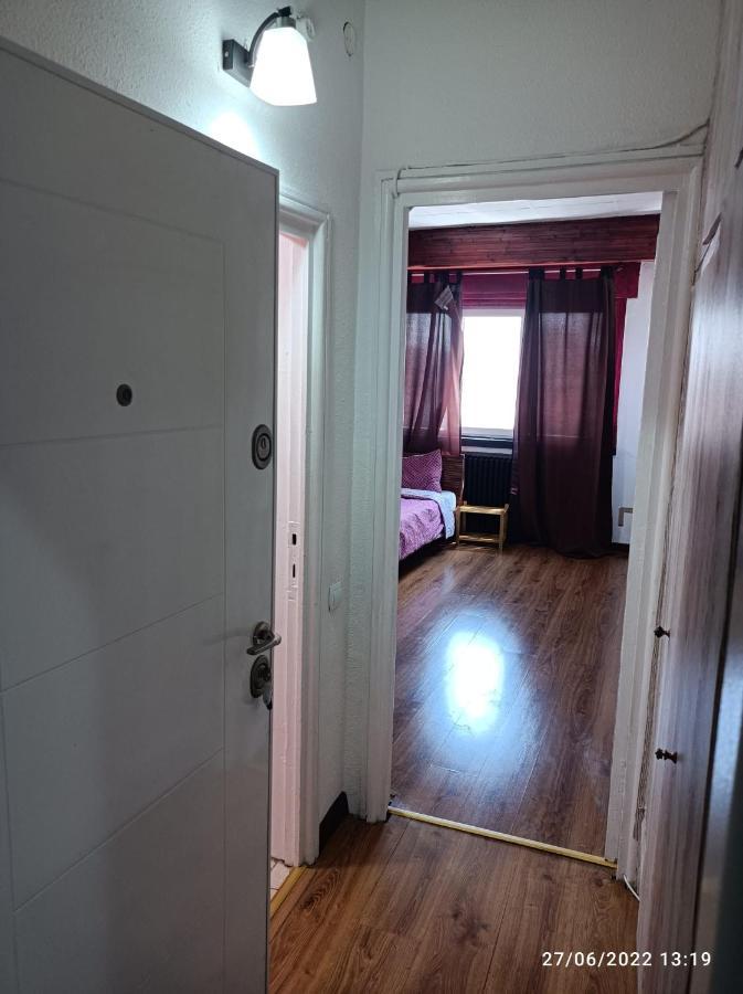 Sweet Central Apartment Bucarest Exterior foto